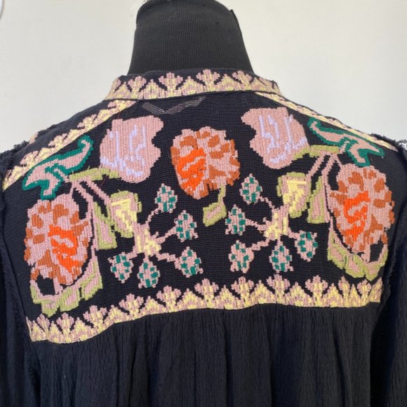 Free People Slouchy oversize Embroidery Long sleeve black Floral Boho Blouse S - Picture 7 of 10